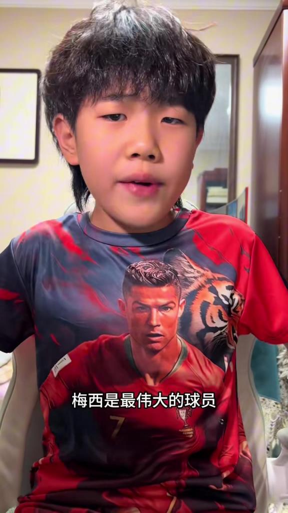 小孩哥談羅德里言論：C羅才是值得我們追逐的，最優(yōu)質(zhì)偶像