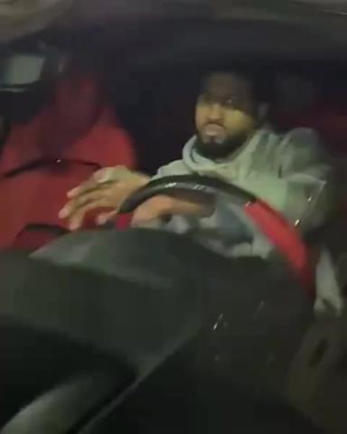 這里也有你喬治開車被堵在費城老鷹球迷的慶?；顒又?></div>
<p>這里也有你喬治開車被堵在費城老鷹球迷的慶祝活動中</p>
</a>
</li>
<li>
<a href=